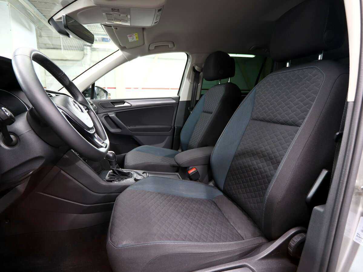 Volkswagen Tiguan, 2019 Фото №7