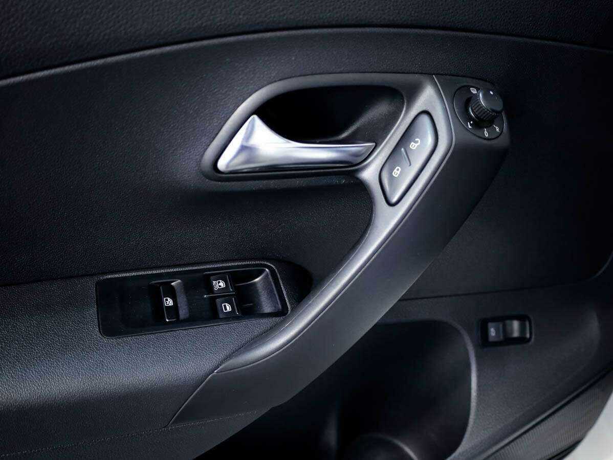 Volkswagen Polo, 2013 Фото №14