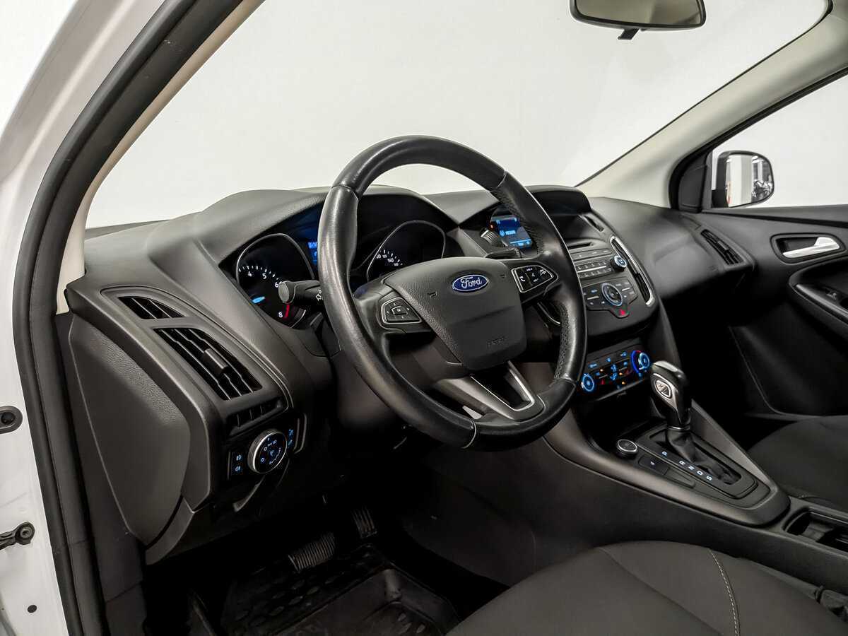 Ford Focus, 2017 Фото №16