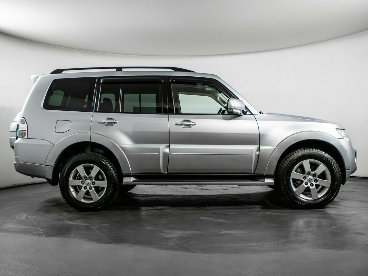 Mitsubishi Pajero IV Рестайлинг 1, 2012 Фото №4