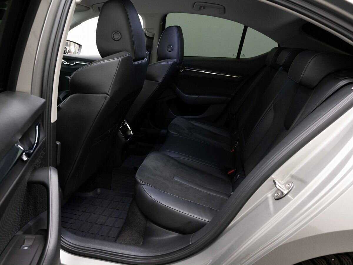 Skoda Octavia, 2021 Фото №11