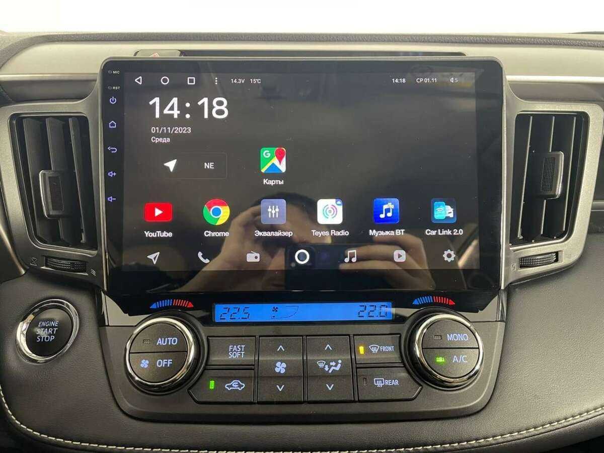 Toyota RAV4, 2018 Фото №12