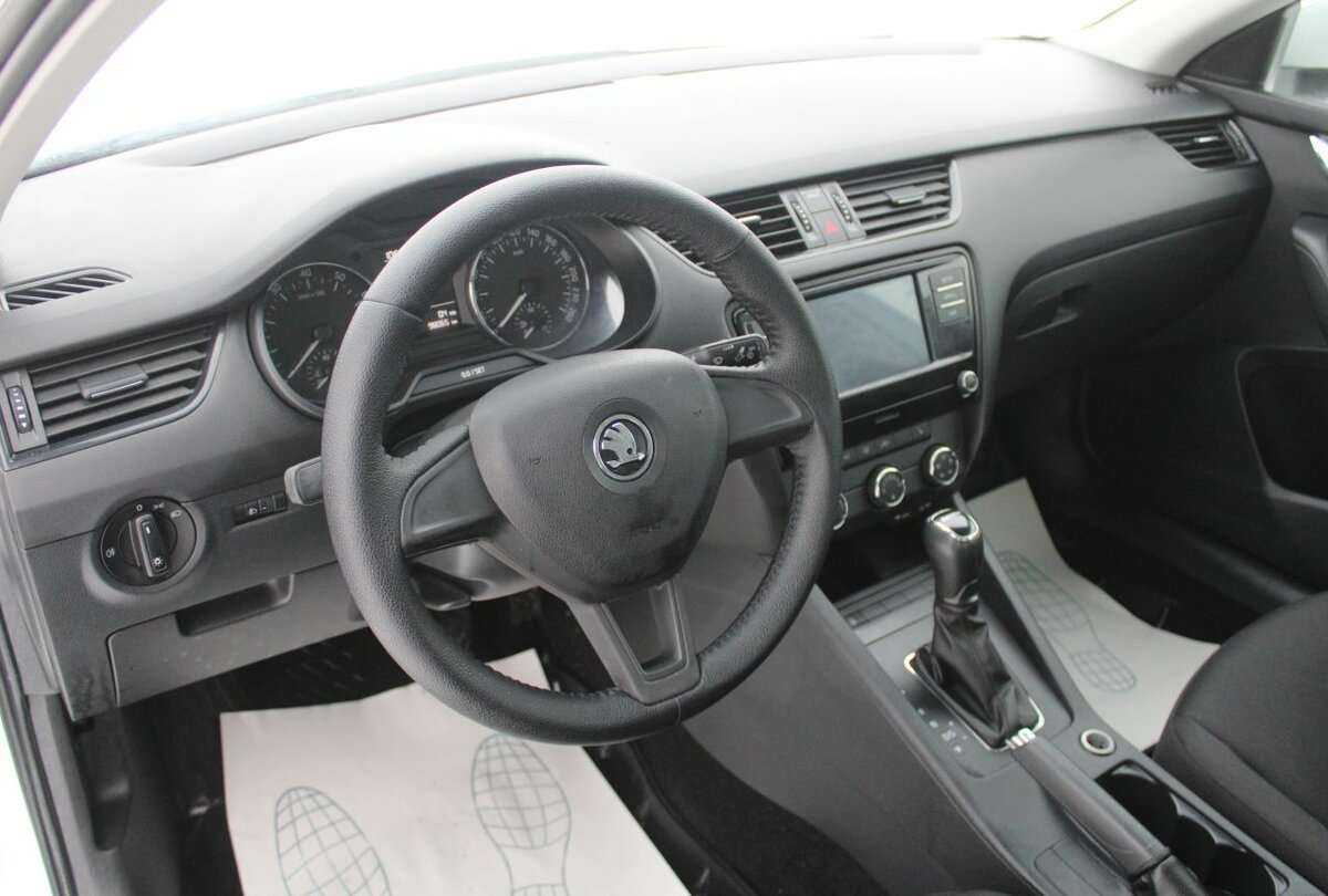 Skoda Octavia, 2017 Фото №13