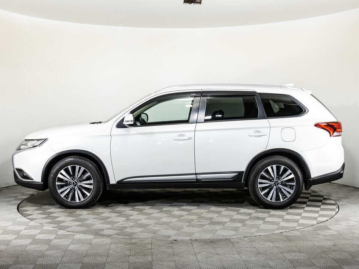 Mitsubishi Outlander, 2020 Фото №8