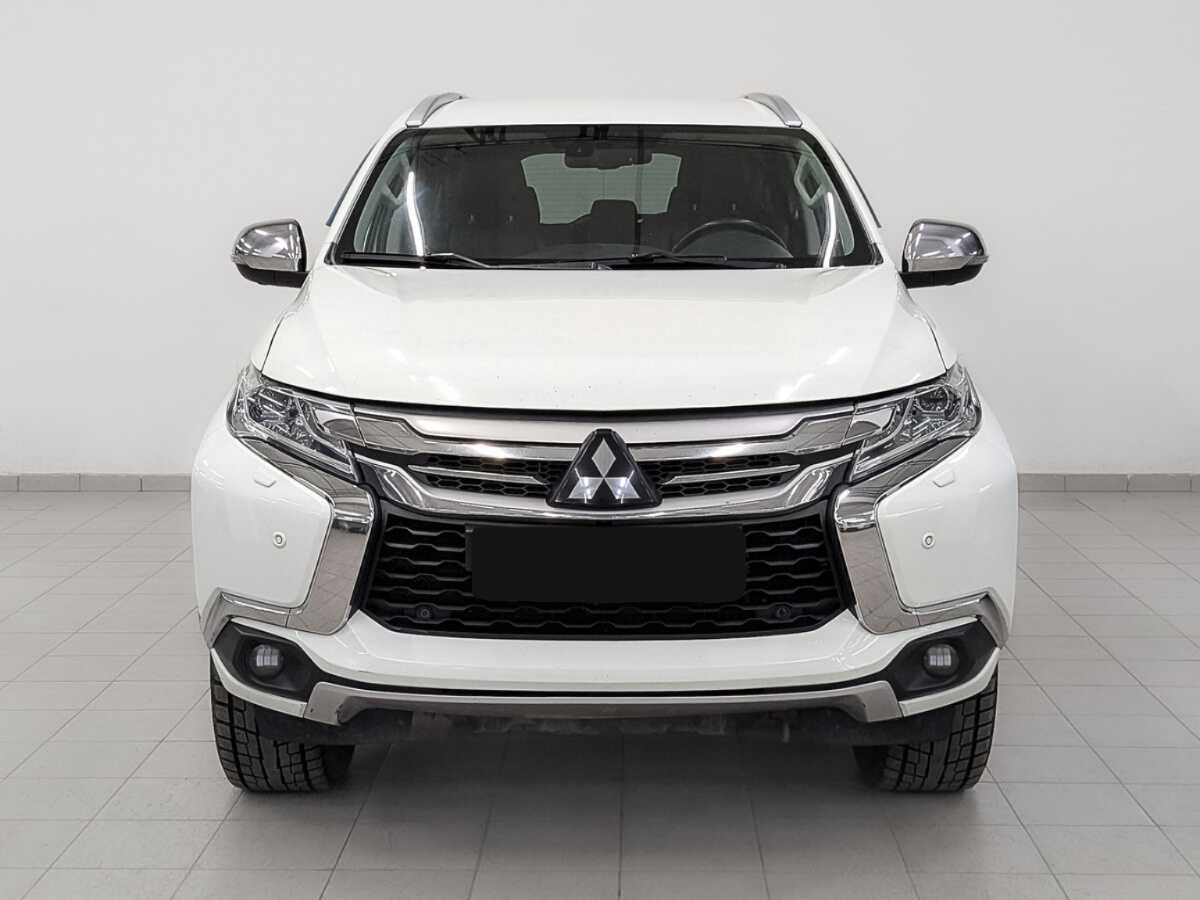 Mitsubishi Pajero Sport, 2017 Фото №2