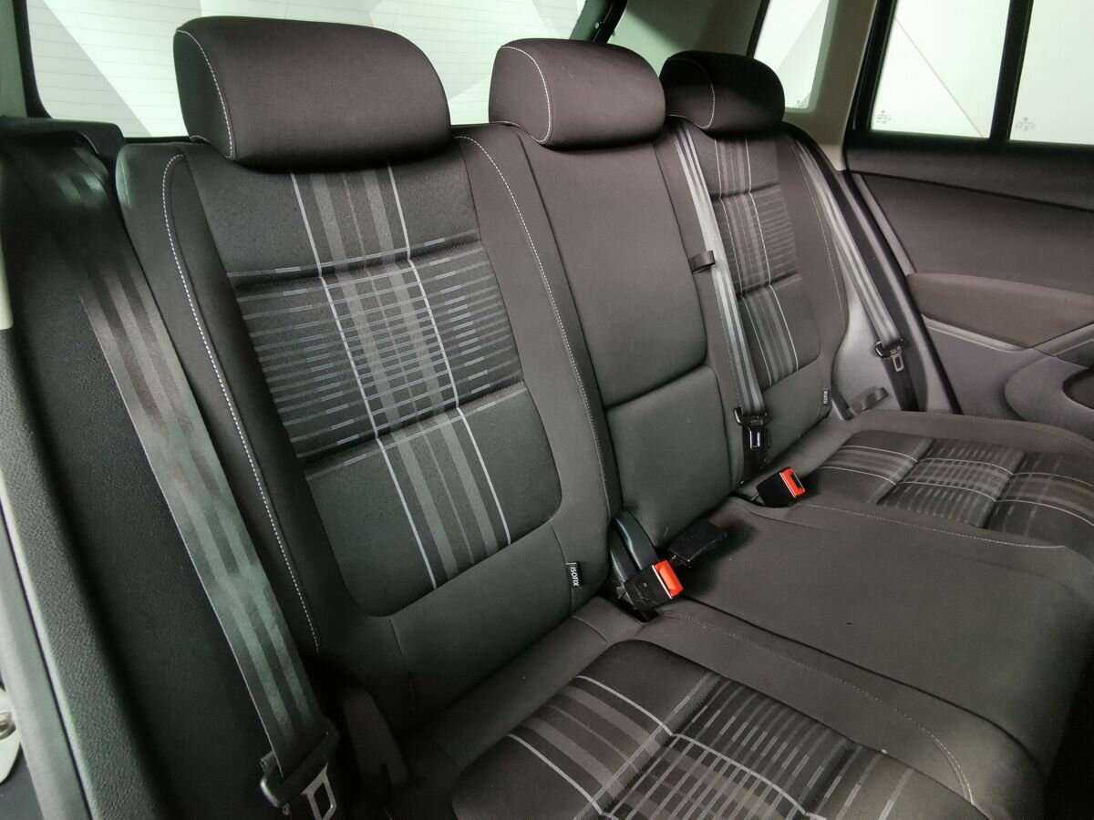 Volkswagen Tiguan, 2015 Фото №13