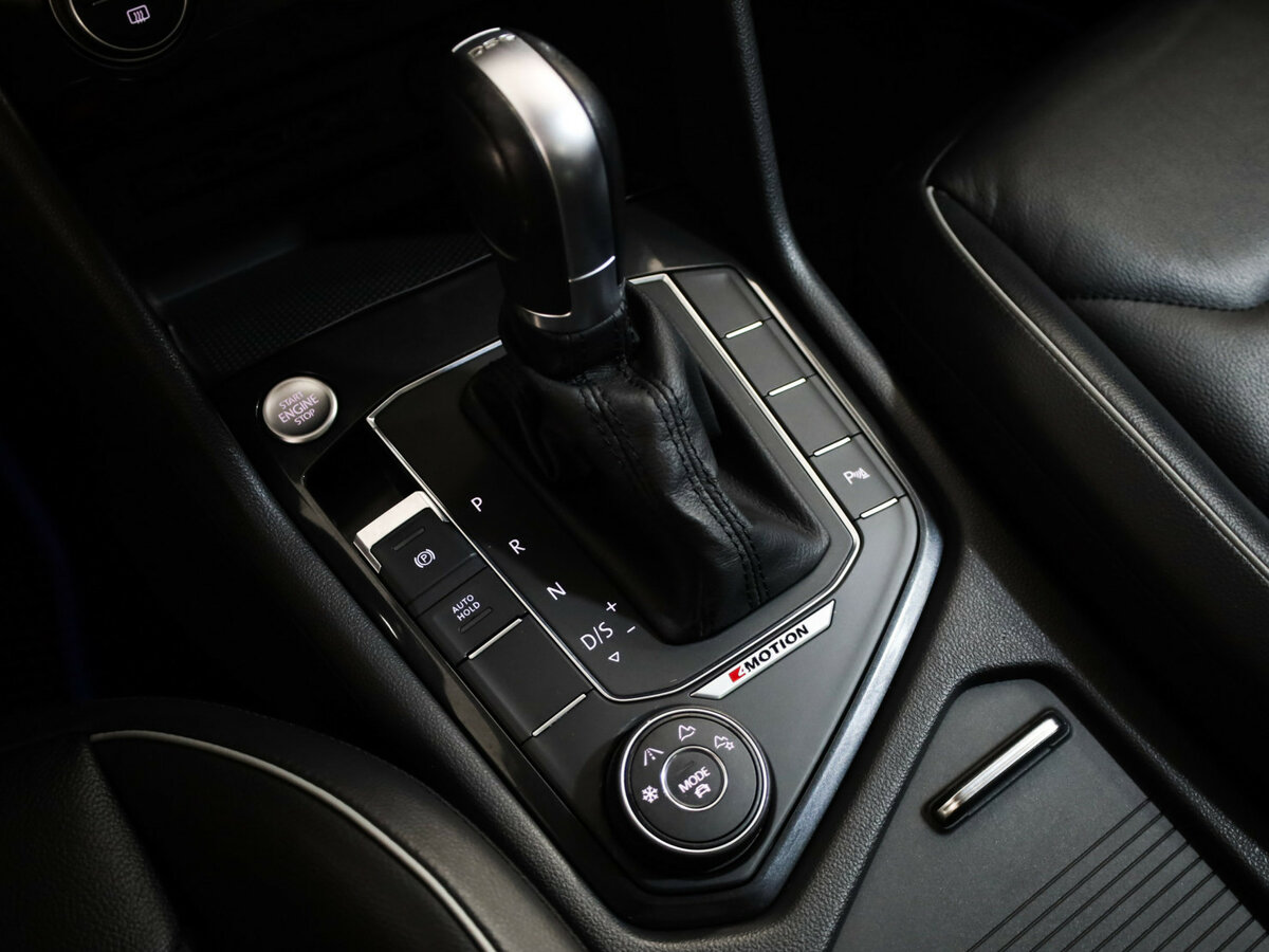 Volkswagen Tiguan II, 2019 Фото №17