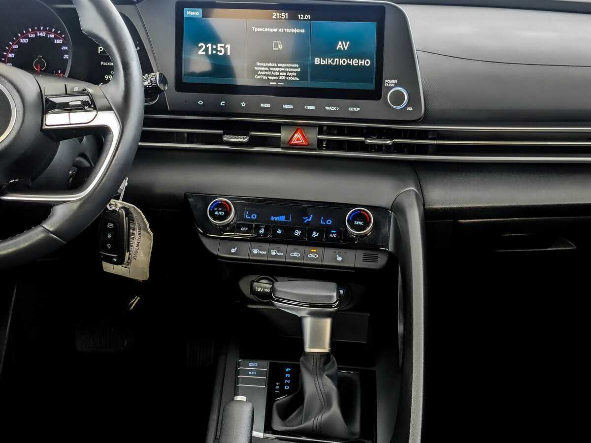 Hyundai Elantra, 2021 Фото №13