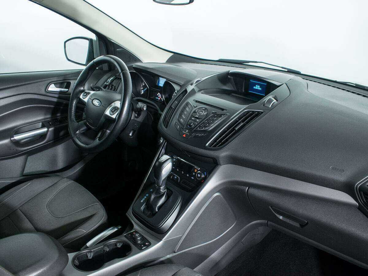 Ford Kuga, 2016 Фото №9