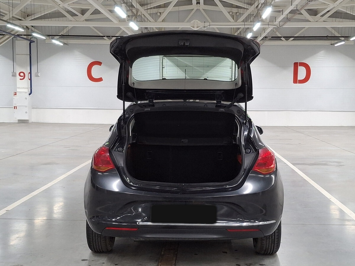 Opel Astra J Рестайлинг, 2013 Фото №10