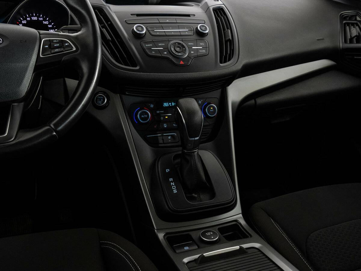 Ford Kuga, 2017 Фото №10