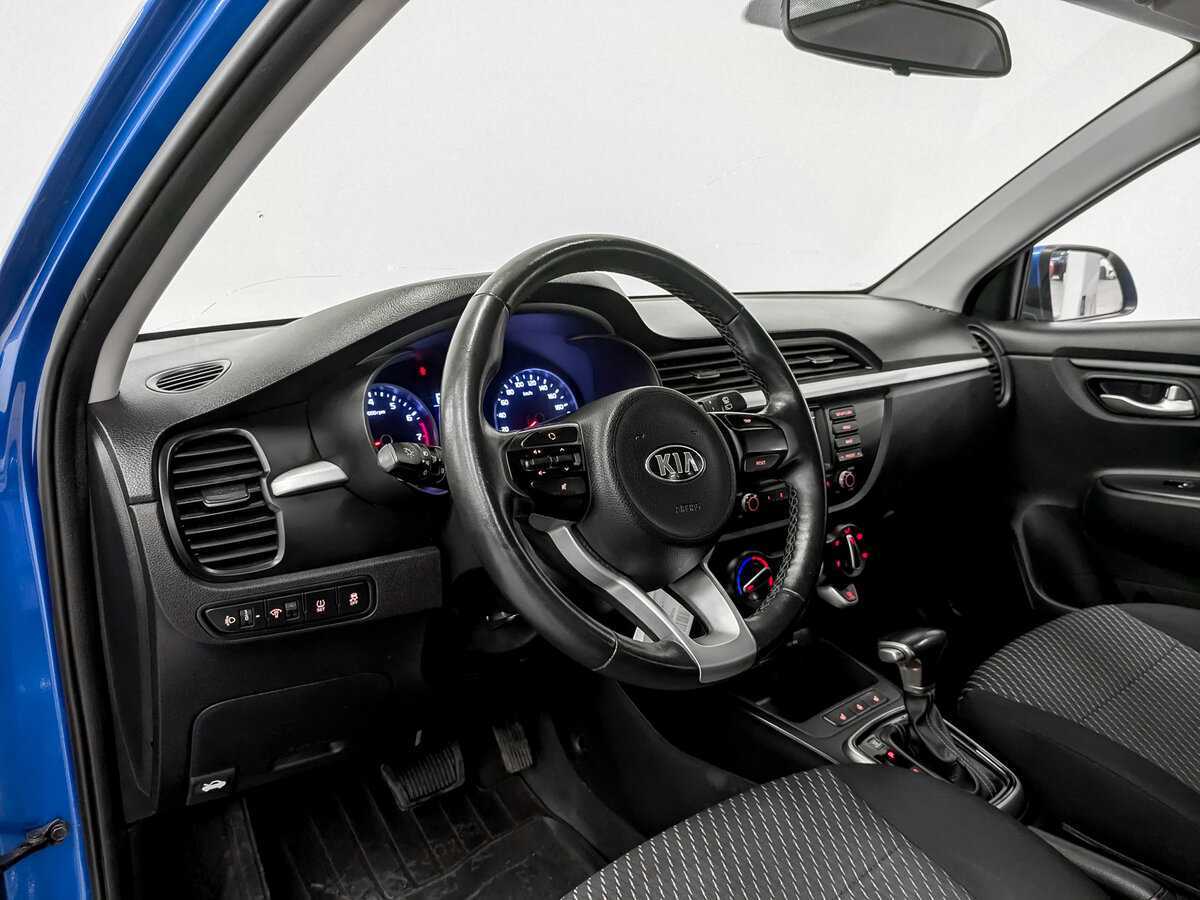 Kia Rio X-Line, 2020 Фото №16