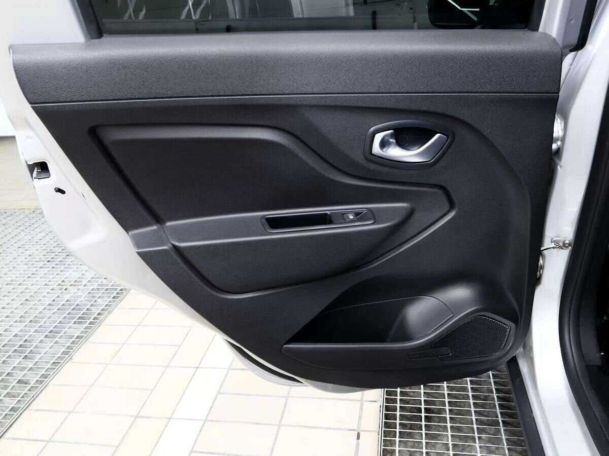 Lada (ВАЗ) XRAY Cross, 2019 Фото №10