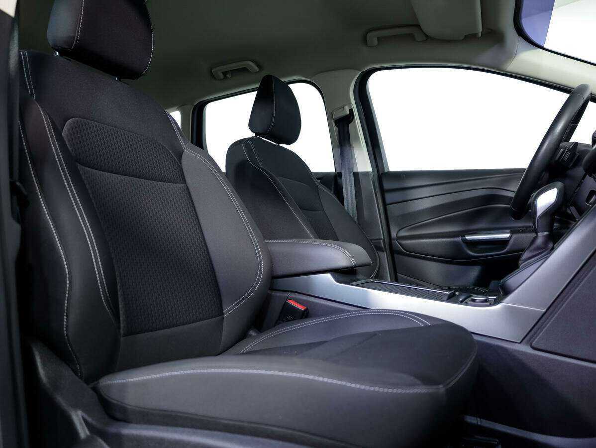 Ford Kuga, 2018 Фото №10