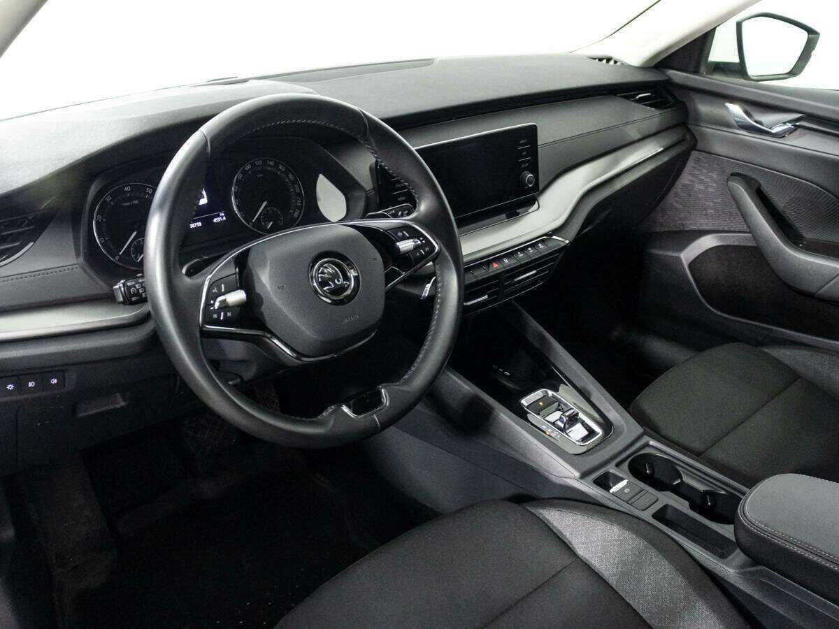 Skoda Octavia, 2021 Фото №11