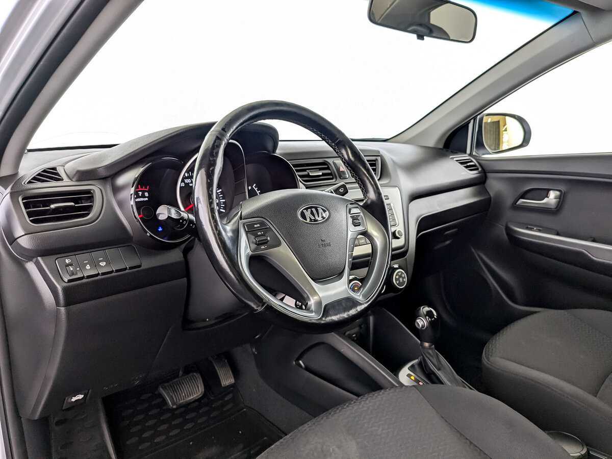 Kia Rio, 2016 Фото №14