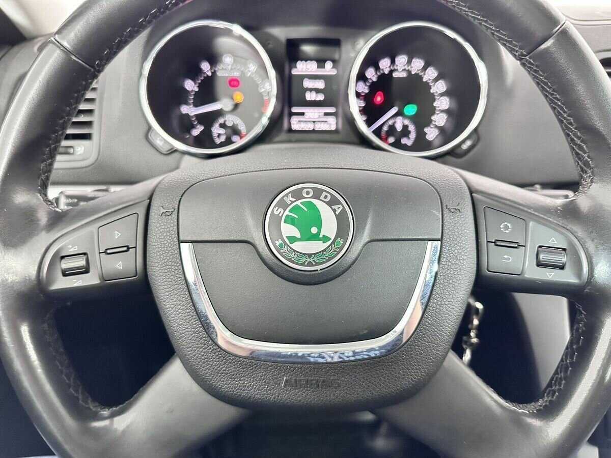 Skoda Yeti, 2012 Фото №11