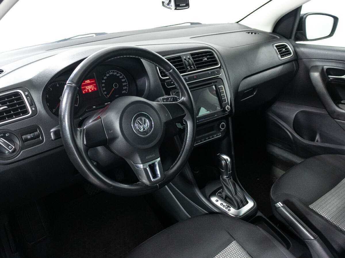 Volkswagen Polo, 2014 Фото №11
