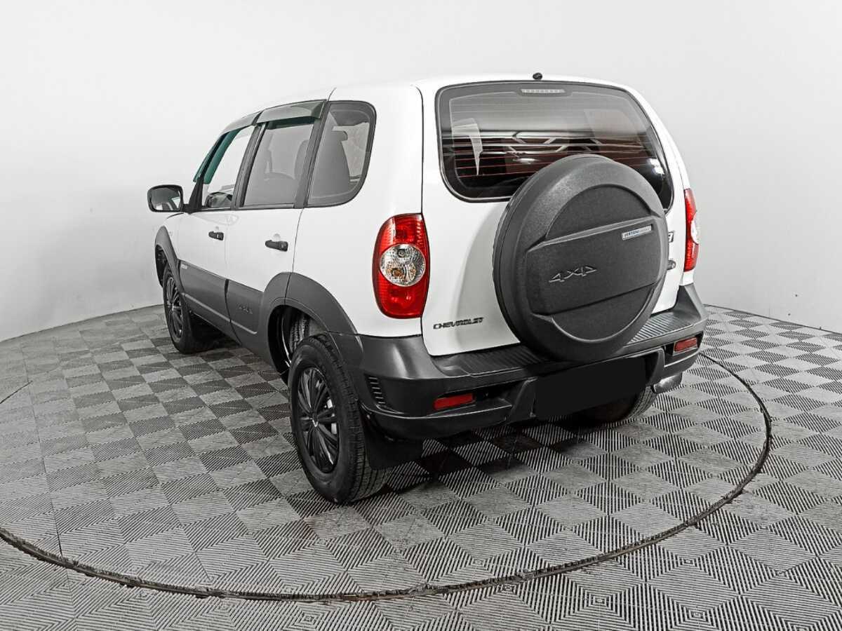 Chevrolet Niva, 2015 Фото №6