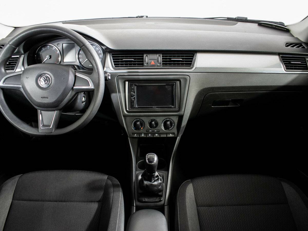 Skoda Rapid I, 2014 Фото №10
