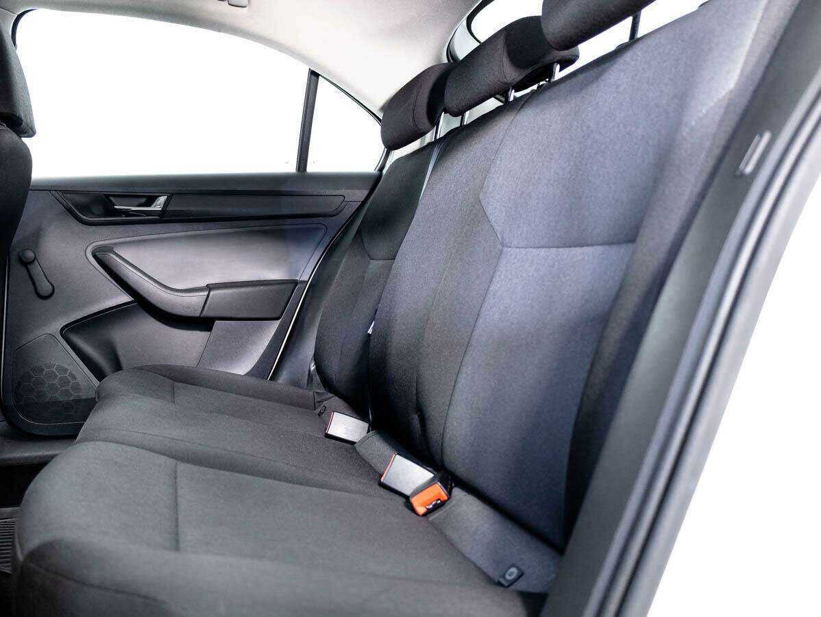 Skoda Rapid, 2017 Фото №13