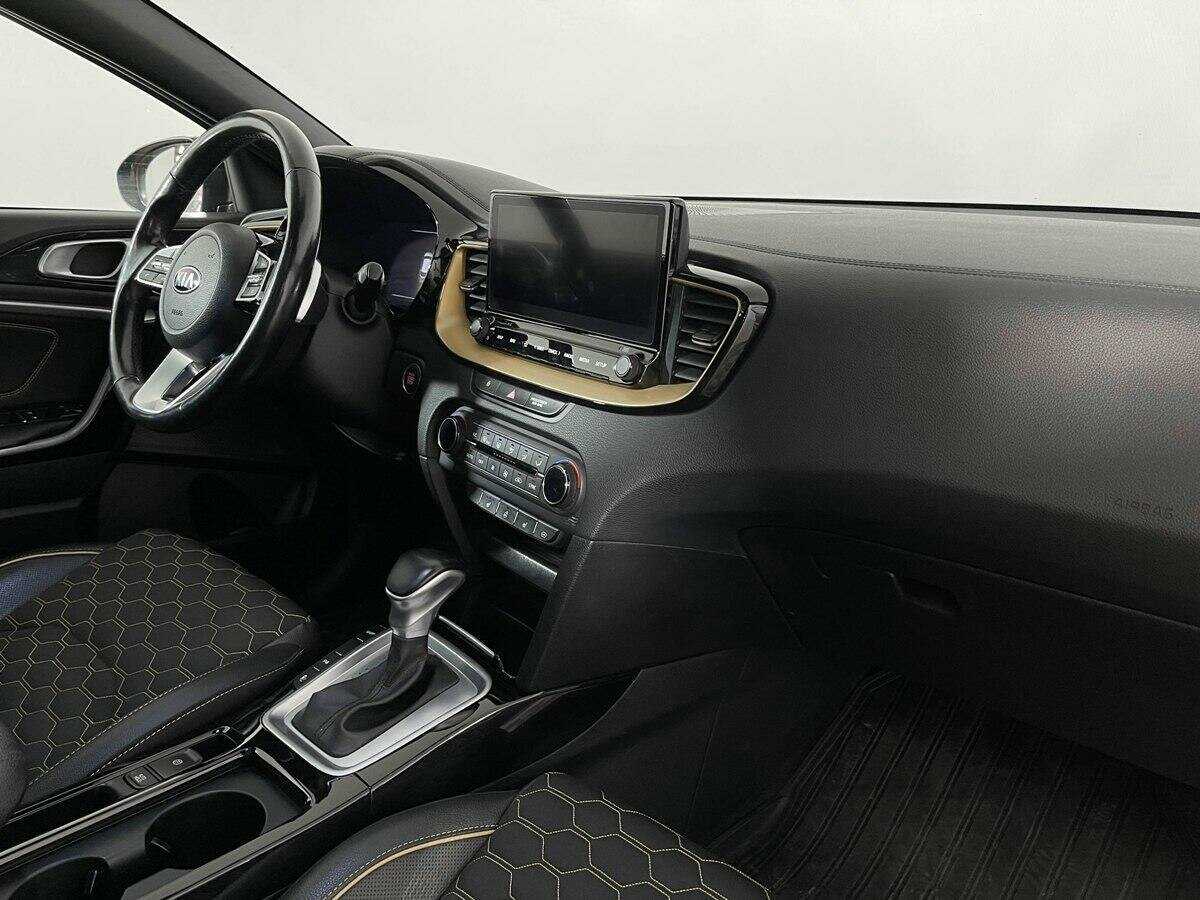 Kia XCeed, 2020 Фото №9