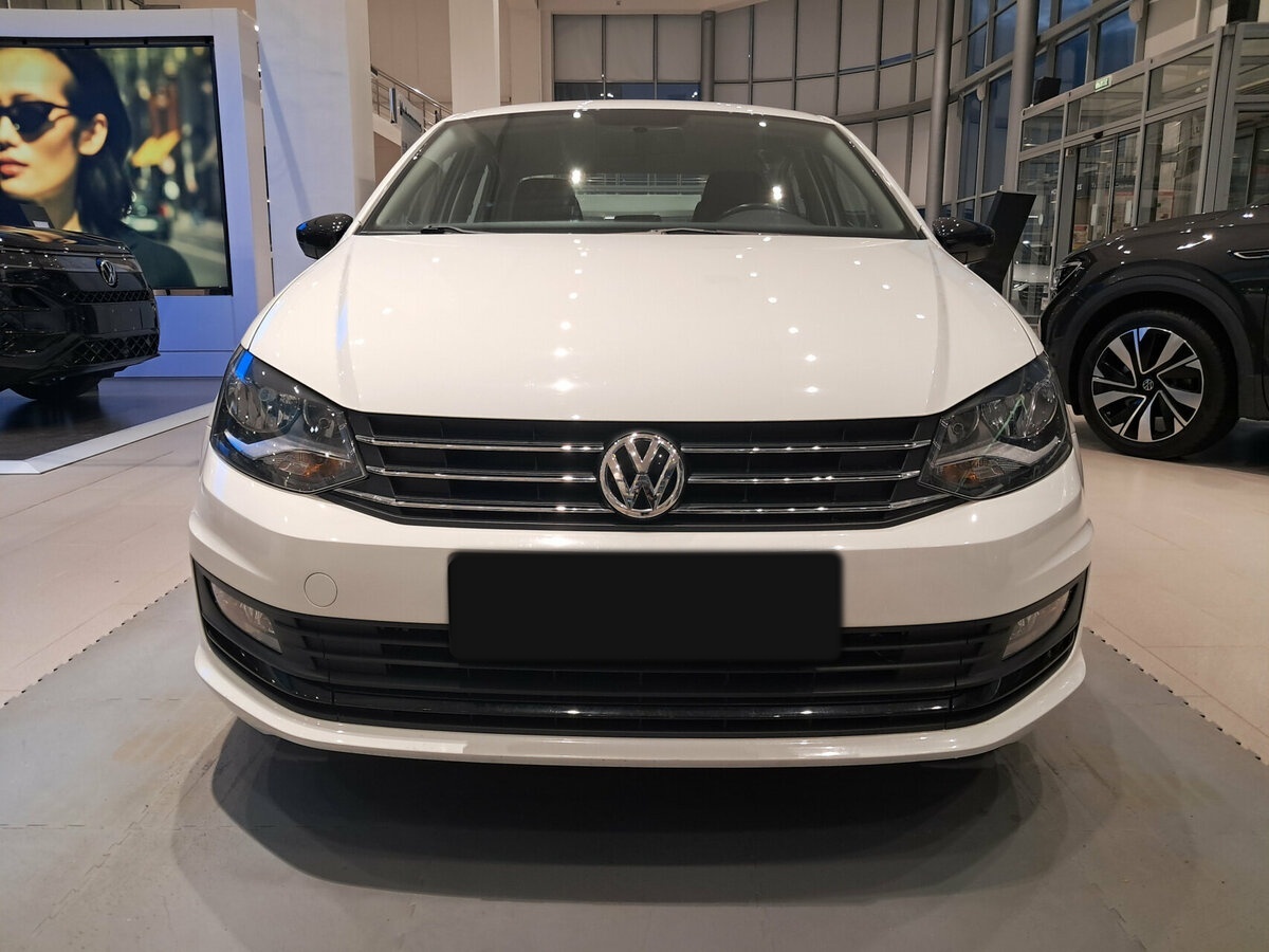 Volkswagen Polo V Рестайлинг, 2017 Фото №2