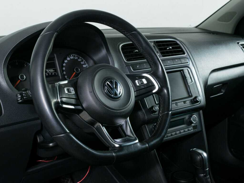 Volkswagen Polo, 2019 Фото №12