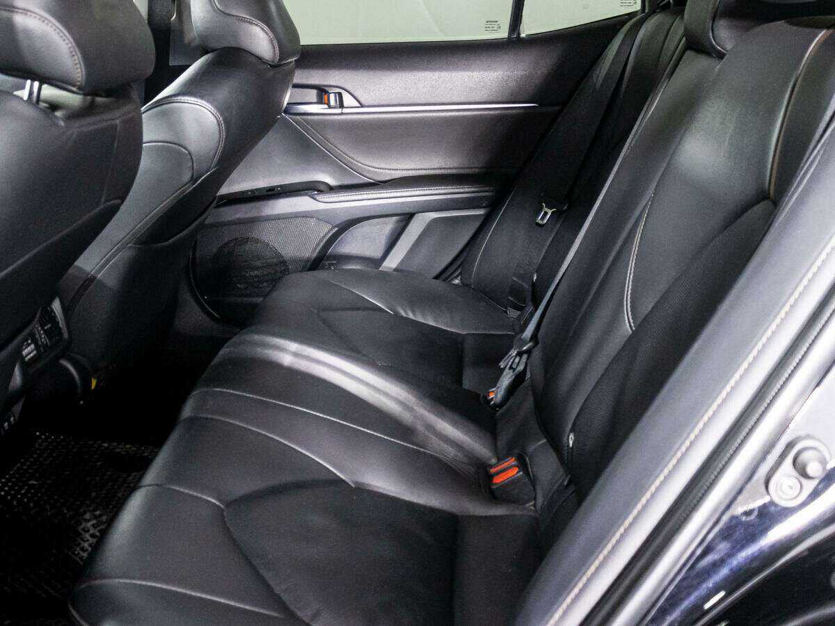 Toyota Camry, 2018 Фото №10