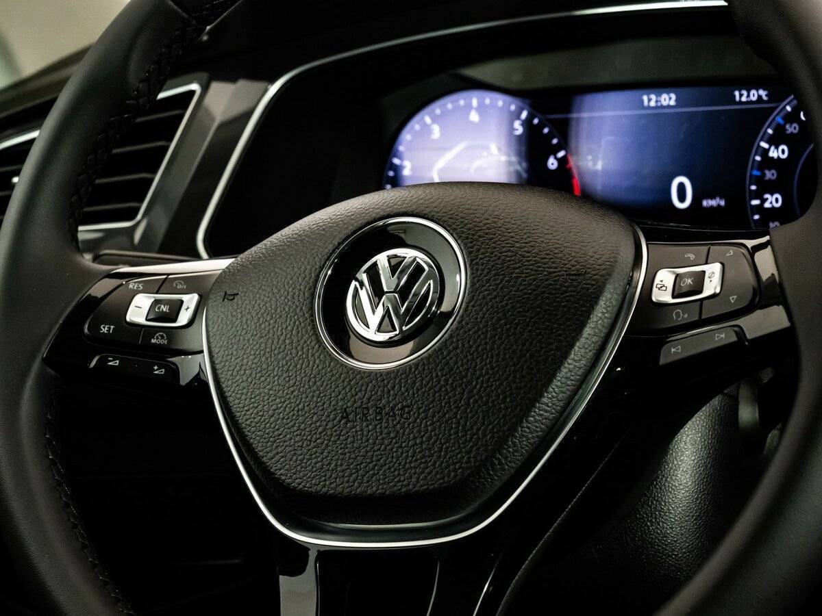 Volkswagen Tiguan, 2017 Фото №10