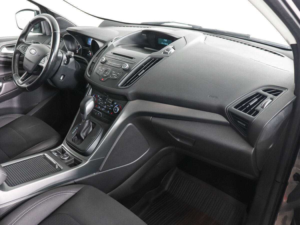 Ford Kuga, 2017 Фото №10