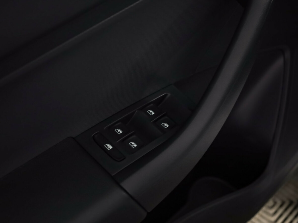 Skoda Rapid I, 2015 Фото №10