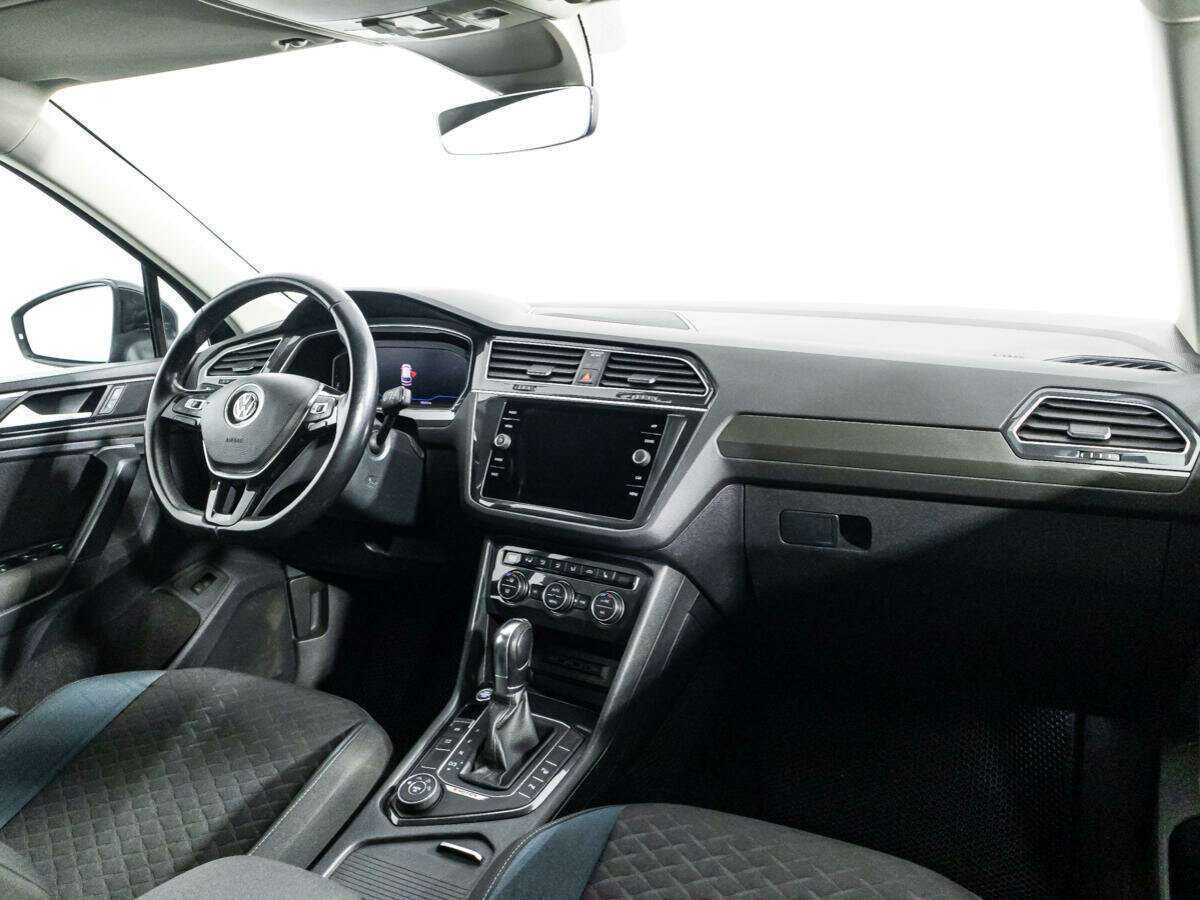 Volkswagen Tiguan, 2019 Фото №9