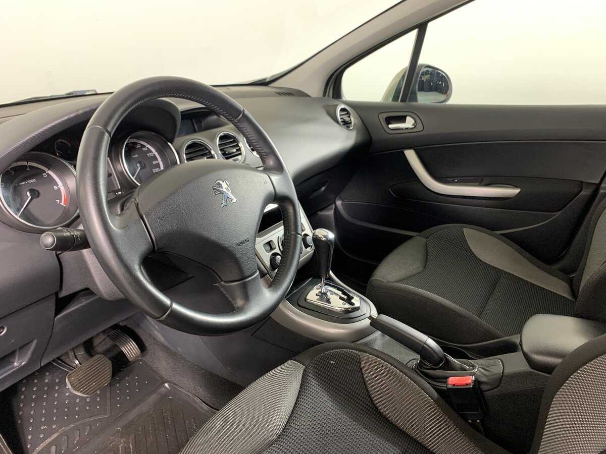 Peugeot 308, 2012 Фото №12