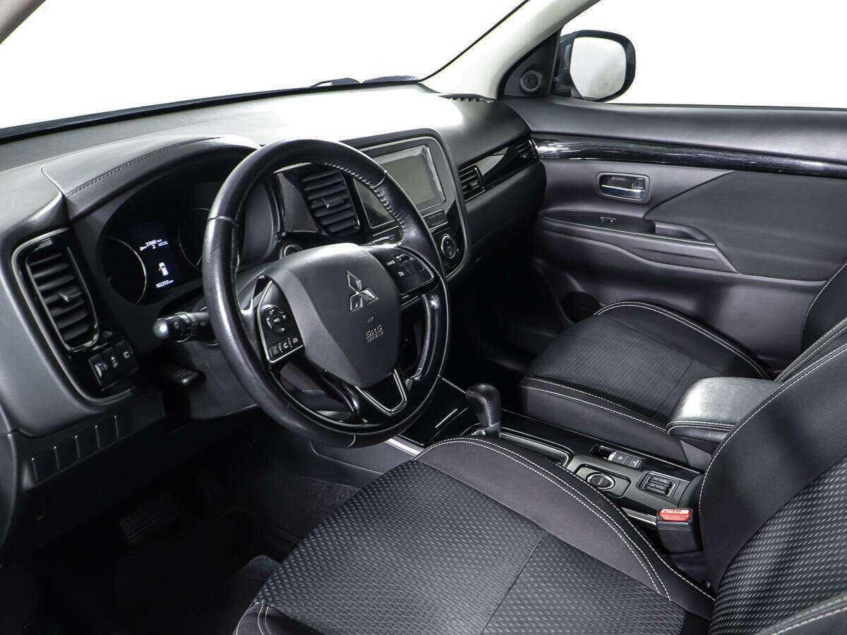 Mitsubishi Outlander, 2019 Фото №13