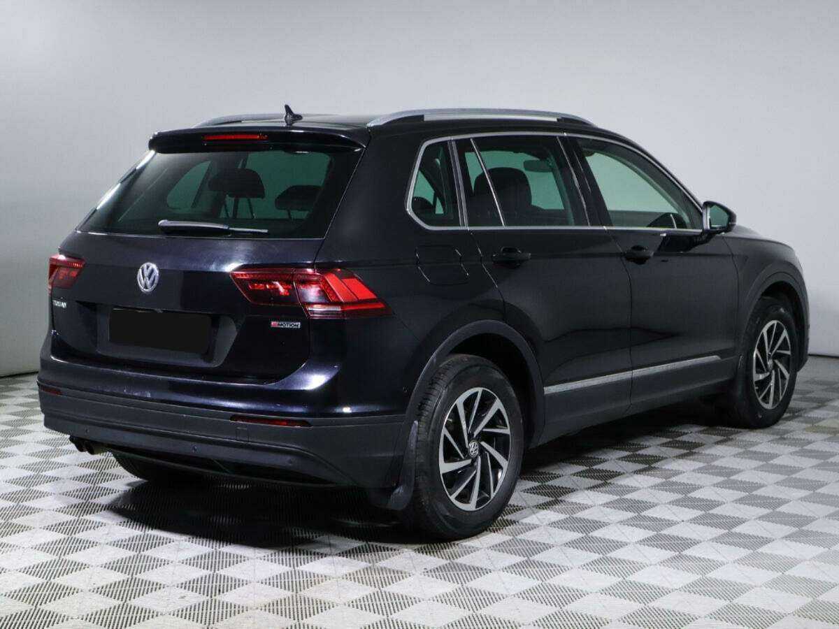 Volkswagen Tiguan, 2018 Фото №3