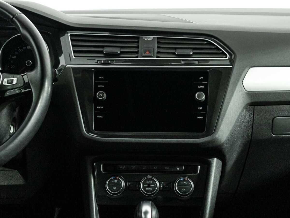 Volkswagen Tiguan, 2020 Фото №14