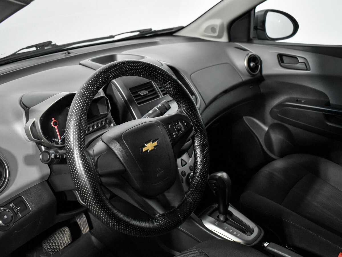 Chevrolet Aveo, 2014 Фото №9