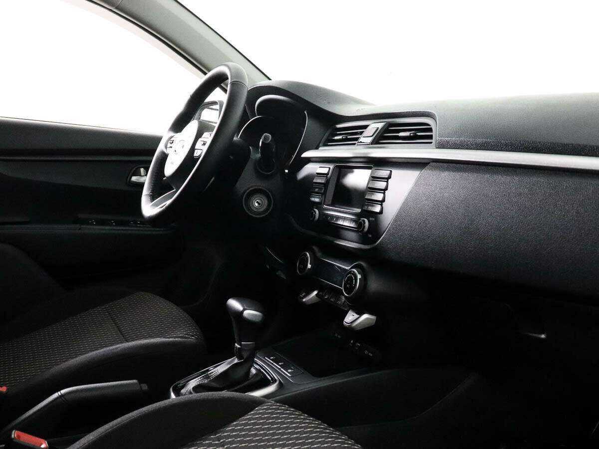 Kia Rio X-Line, 2018 Фото №7