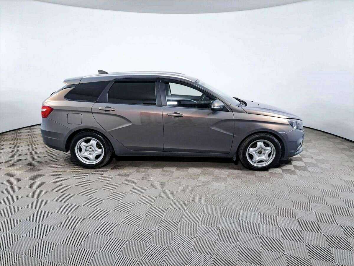 Lada (ВАЗ) Vesta SW, 2019 Фото №4