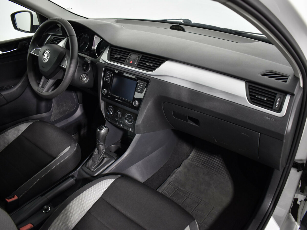 Skoda Rapid I Рестайлинг, 2018 Фото №12