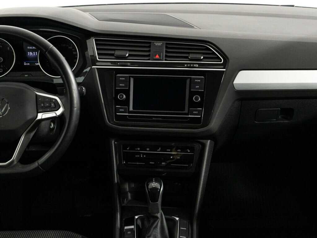 Volkswagen Tiguan, 2020 Фото №14