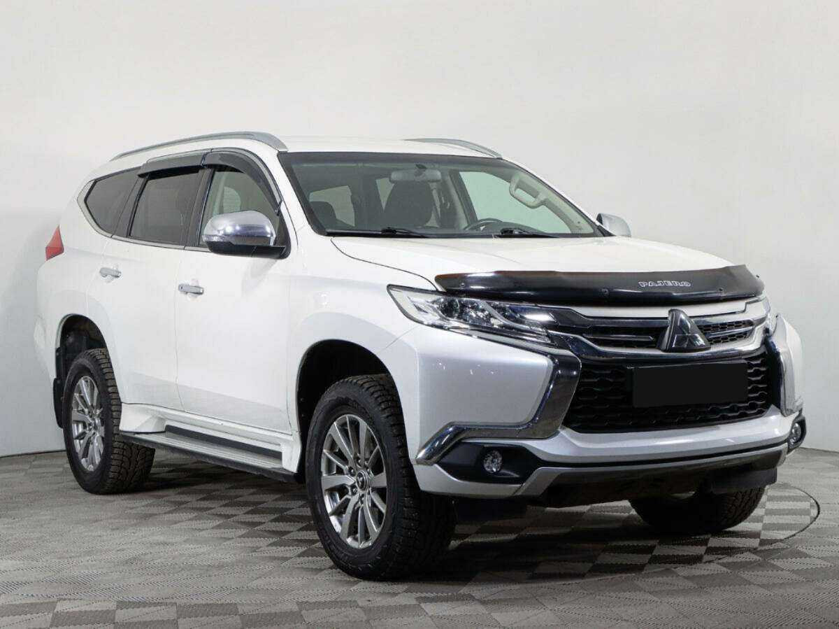 Mitsubishi Pajero Sport, 2018 Фото №3