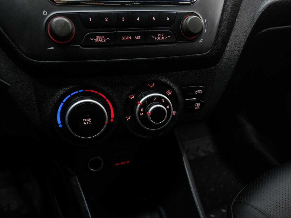 Kia Rio 5-speed, 2013 Фото №20