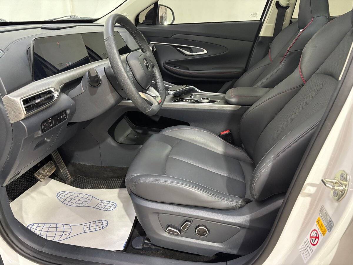 Changan UNI-T, 2023 Фото №8