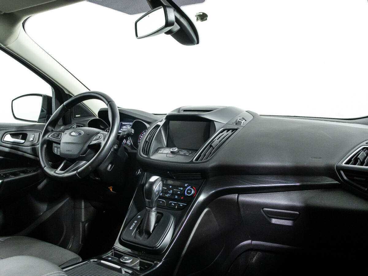 Ford Kuga, 2017 Фото №9