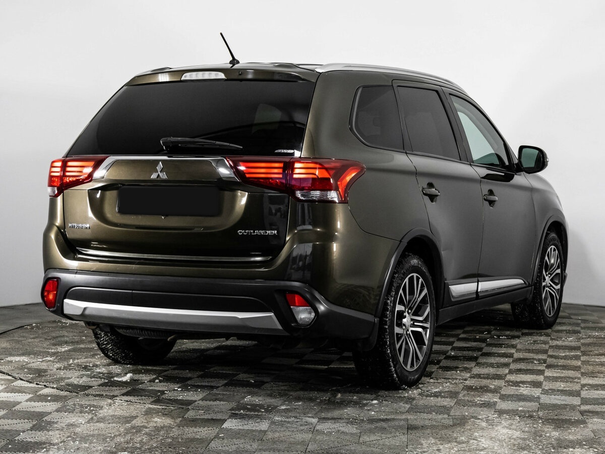 Mitsubishi Outlander III Рестайлинг 2, 2015 Фото №4