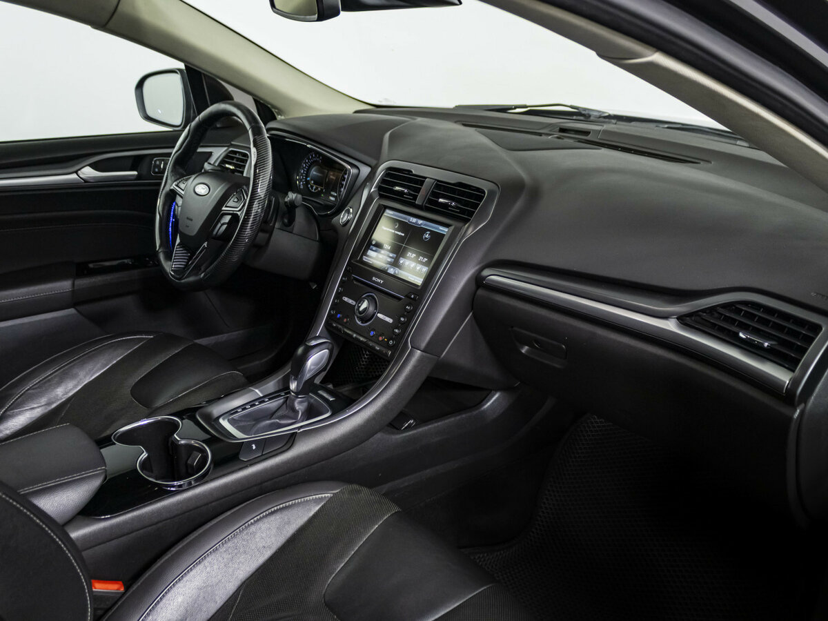 Ford Mondeo V, 2015 Фото №8