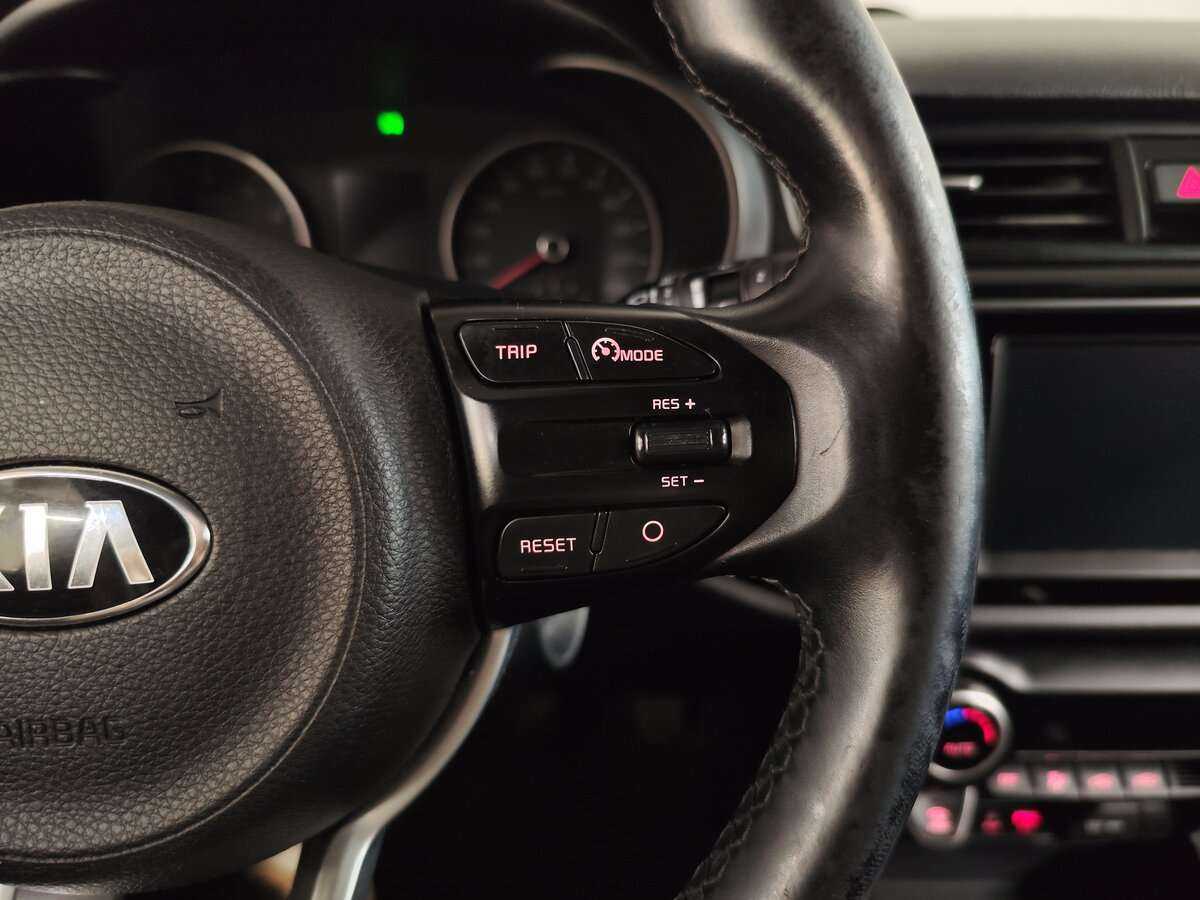 Kia Rio X-Line, 2018 Фото №8