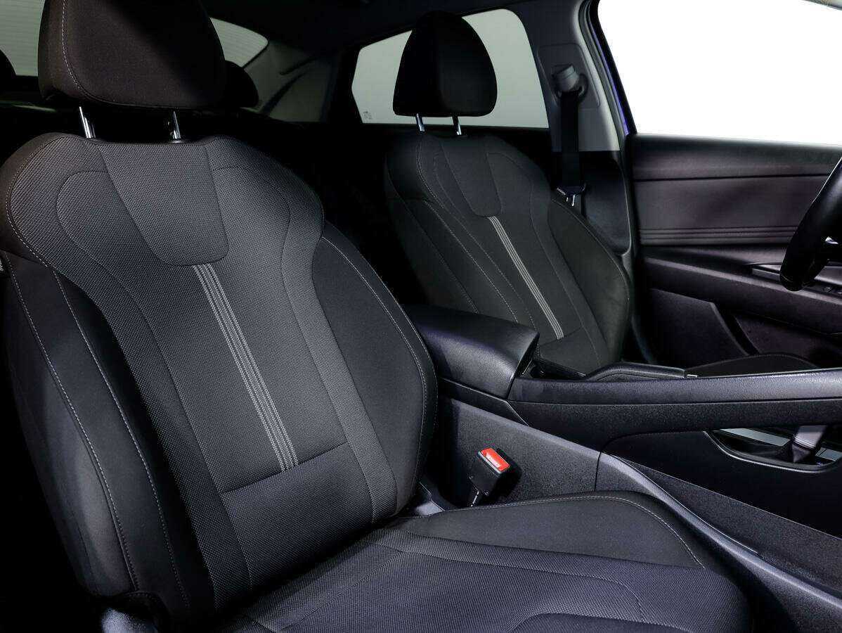 Hyundai Elantra, 2021 Фото №14